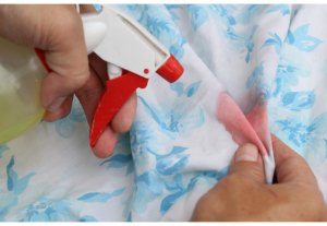 How to get acrylic paint out of clothes » Remove Any Stains