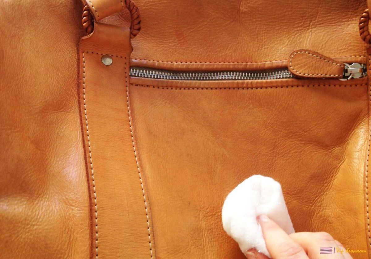 How to remove stains from leather bag » Remove Any Stains